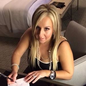 Meet your Posher, Marlena